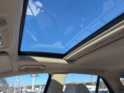 Used 2020 Mercedes-Benz GLE 350 4MATIC image 32