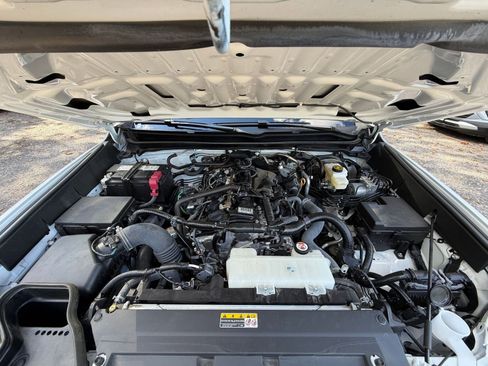 Used 2025 Toyota Tacoma TRD Off-Road image 30