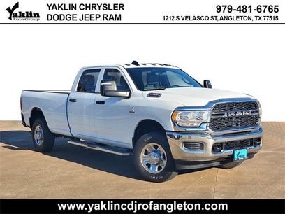 Used 2024 RAM 2500 Tradesman w/ Chrome Appearance Group