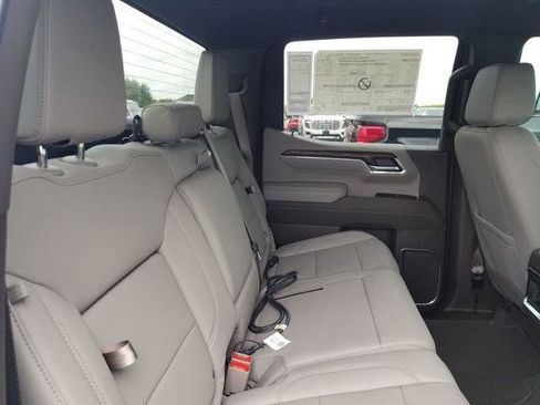 New 2026 GMC Sierra 1500 SLT AWD/4WD image 11