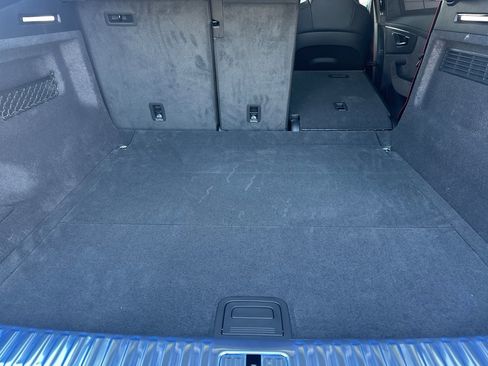 New 2025 Audi RS Q8 performance image 12