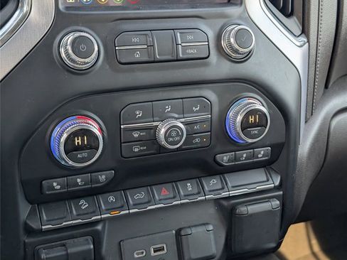 Used 2019 GMC Sierra 1500 SLT w/ SLT Premium Package AWD/4WD image 67