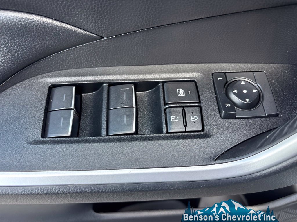 Used 2023 Toyota RAV4 XLE Premium AWD/4WD image 21