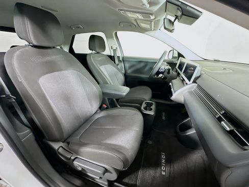 Used 2024 Hyundai Ioniq 5 SE image 30