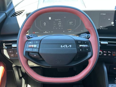 New 2026 Kia Sportage SX FWD image 23