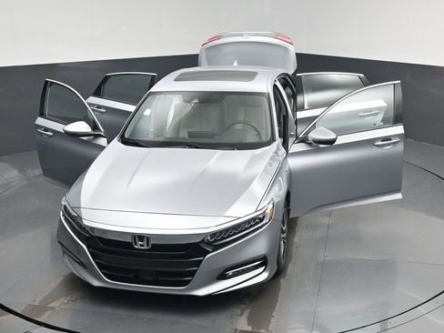 Used 2020 Honda Accord Touring image 58
