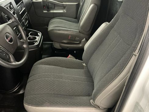 Used 2025 GMC Savana 2500 w/ Driver Convenience Package RWD image 9
