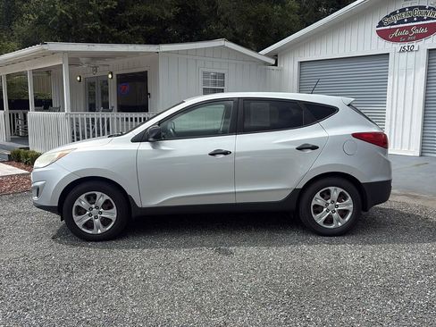 Used 2013 Hyundai Tucson GL FWD image 8
