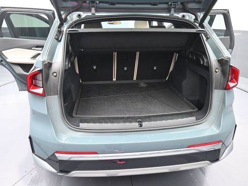 Used 2024 BMW X1 xDrive28i w/ Technology Package image 16