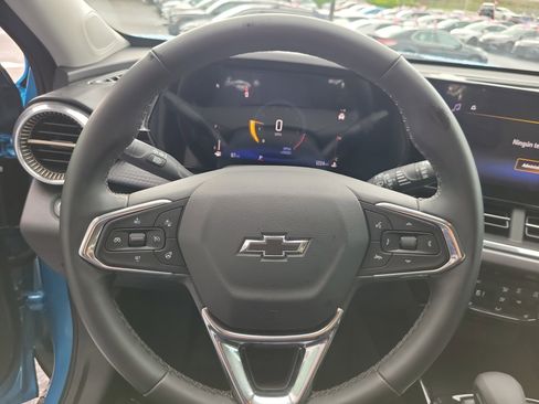 Used 2026 Chevrolet Trax ACTIV FWD image 23