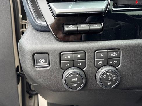 New 2026 Chevrolet Silverado 1500 High Country image 25