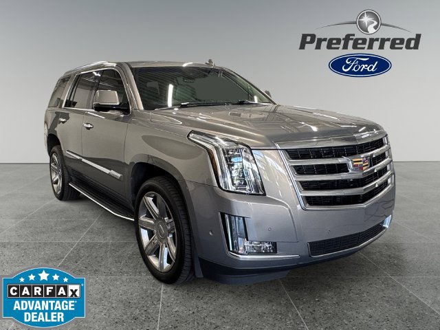Used 2018 Cadillac Escalade Luxury AWD/4WD image 1