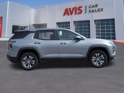 Used 2025 Chevrolet Equinox LT AWD/4WD image 5