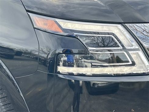 Used 2024 Nissan Armada Platinum w/ Captain's Chairs Package image 10