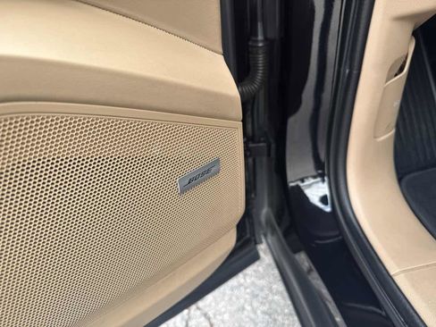 Used 2020 Porsche Cayenne S image 14