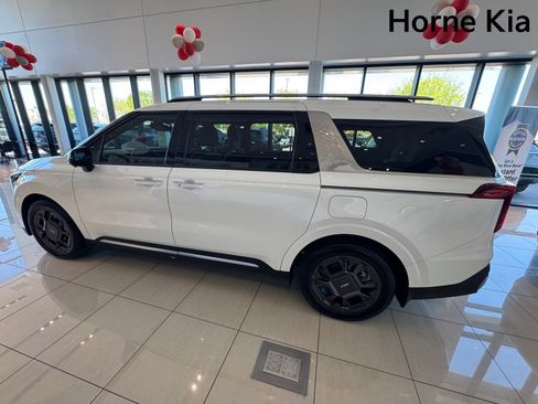 New 2026 Kia Carnival SX image 6