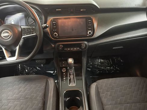 Used 2022 Nissan Kicks SV FWD image 16
