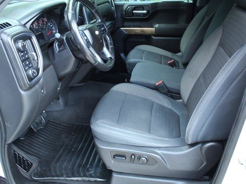 Used 2019 Chevrolet Silverado 1500 LT w/ All-Star Edition AWD/4WD image 17
