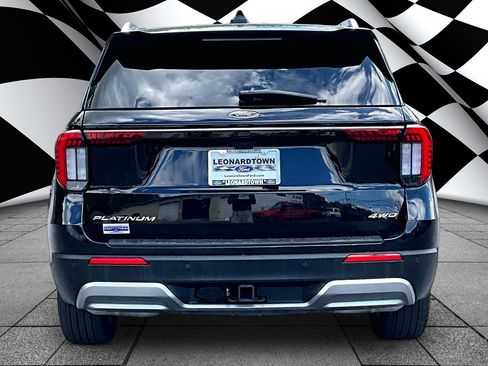 Used 2025 Ford Explorer Platinum w/ LUX Leather Package AWD/4WD image 4