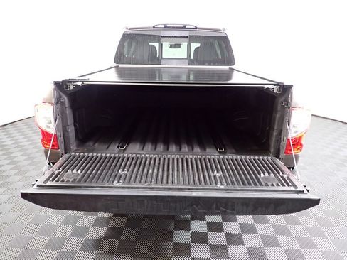 Used 2017 Nissan Titan Platinum Reserve RWD image 17