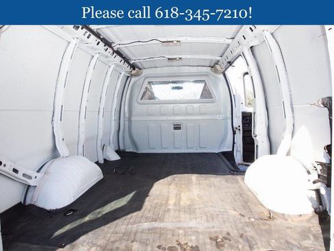 Used 2016 Chevrolet Express 2500 image 19