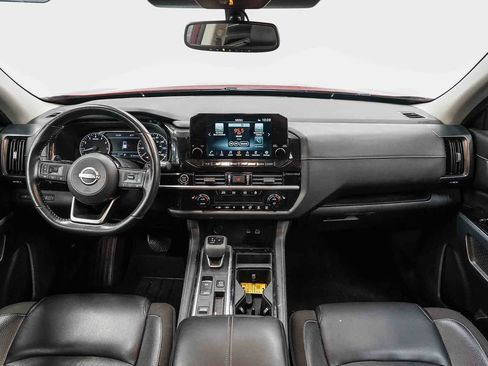 Used 2022 Nissan Pathfinder SL FWD image 12