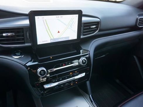 Certified 2023 Ford Explorer ST-Line w/ Class IV Trailer Tow Package image 4