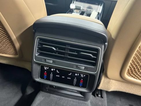 Used 2023 Audi Q8 Premium Plus w/ Premium Plus Package AWD/4WD image 24