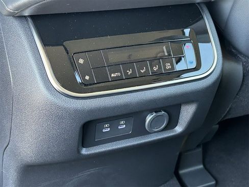 New 2026 Nissan Armada SV image 16