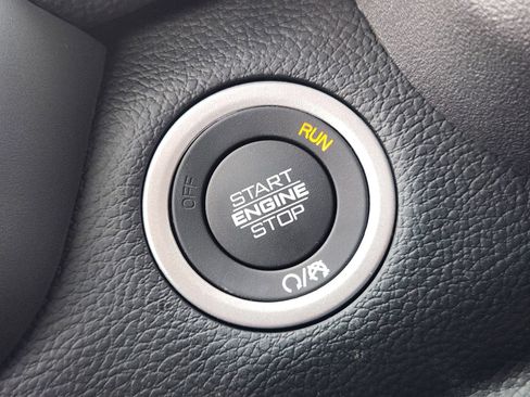New 2026 RAM 3500 Laramie AWD/4WD image 19