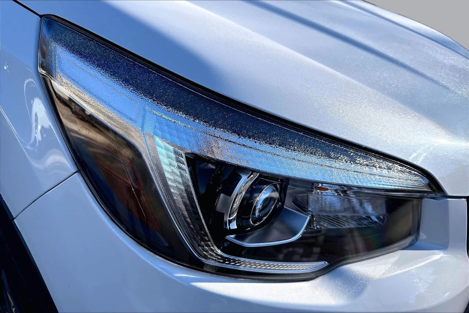 Used 2019 Subaru Forester Premium AWD/4WD image 28