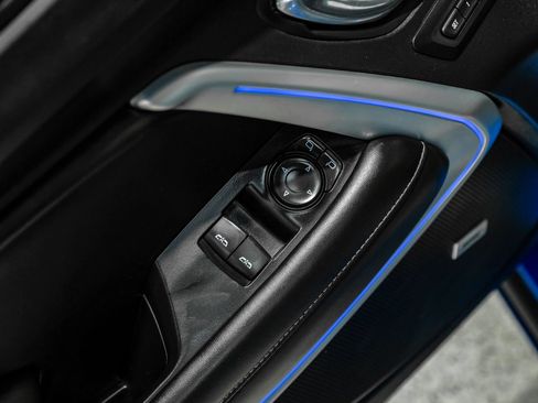 Used 2018 Chevrolet Camaro SS RWD image 46