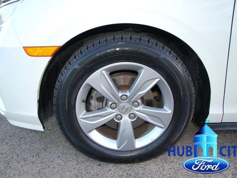 Used 2019 Honda Odyssey EX image 9