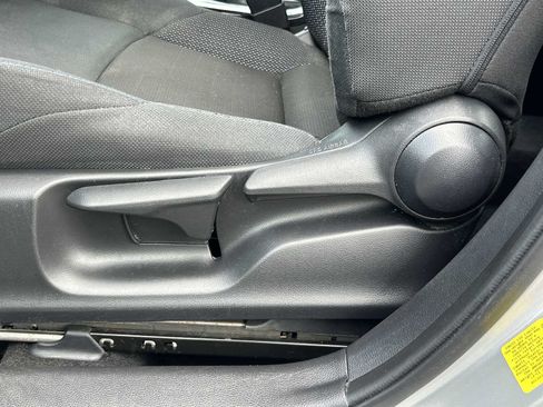 Used 2022 Toyota Corolla SE FWD image 14