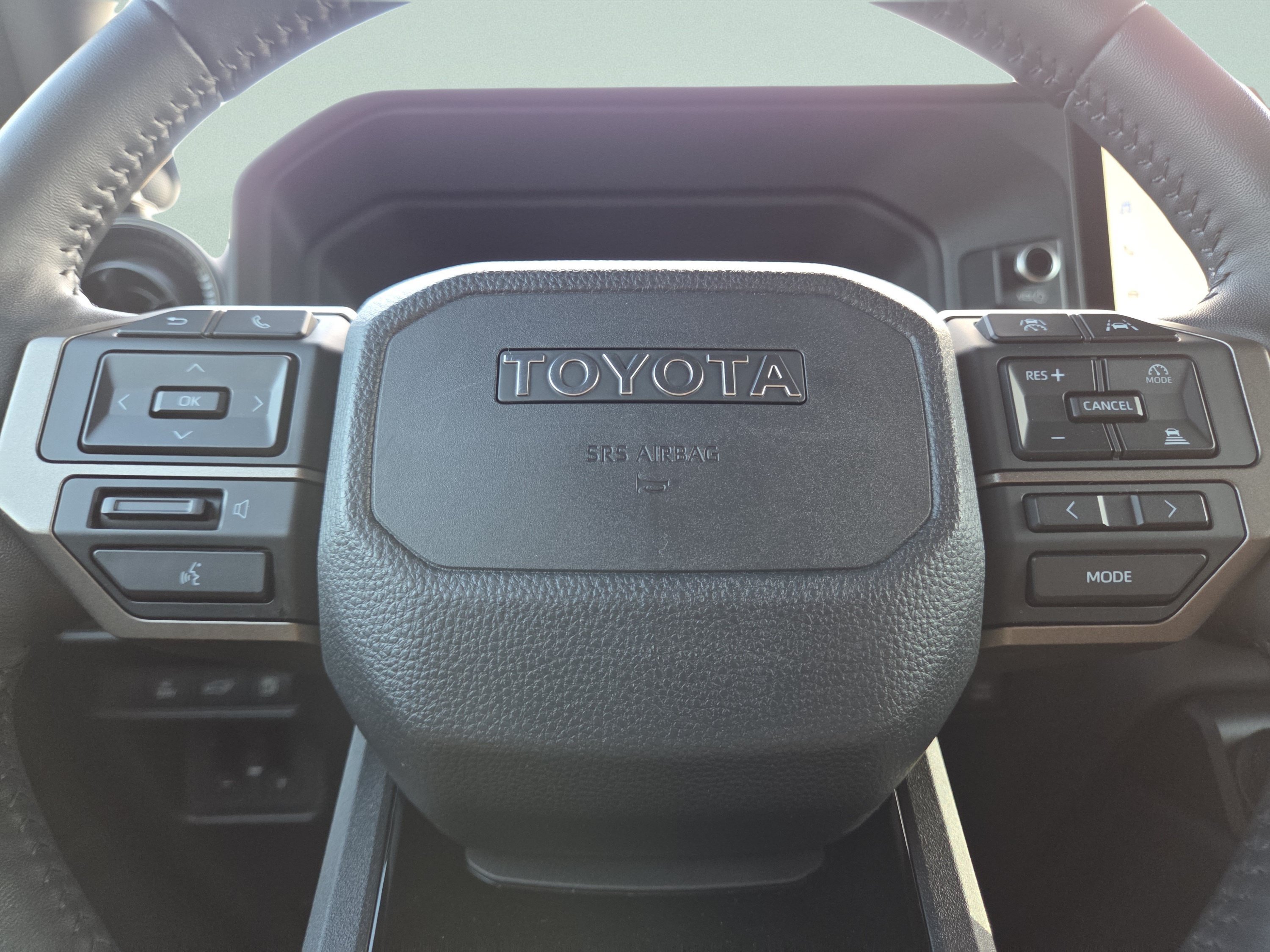 Used 2025 Toyota Land Cruiser w/ Premium Package AWD/4WD image 36