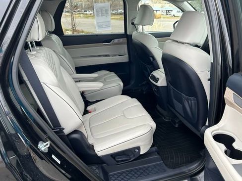Used 2022 Hyundai Palisade Limited w/ Cargo Package image 28