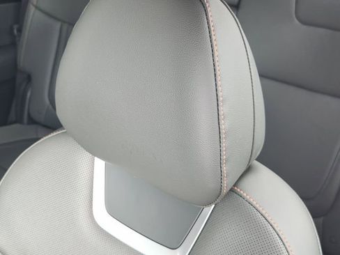 Certified 2022 Hyundai Santa Cruz Limited AWD/4WD image 9