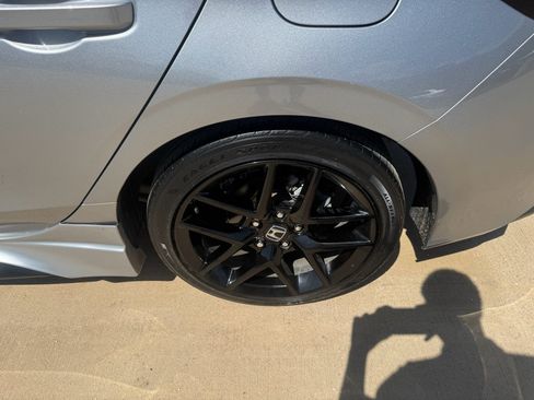Certified 2023 Honda Civic Sport image 30