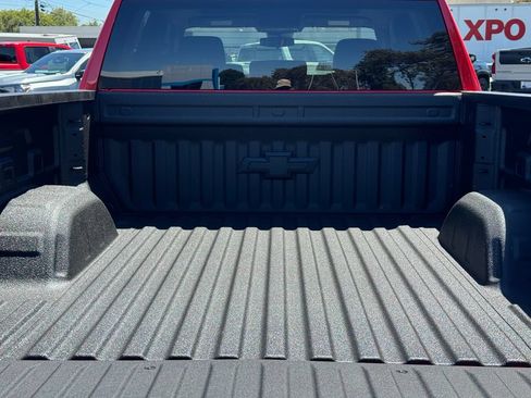 New 2026 Chevrolet Silverado 1500 Custom Trail Boss w/ Turbomax Blackout Package AWD/4WD image 13