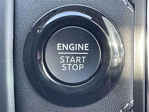 New 2025 Ford Expedition Platinum w/ Driver's Package image 25