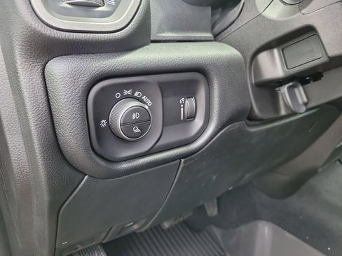New 2026 RAM 2500 Tradesman AWD/4WD image 27
