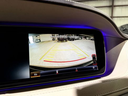 Used 2015 Mercedes-Benz S 550 Sedan image 31