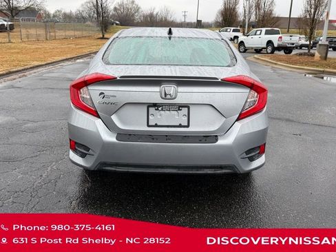 Used 2019 Honda Civic EX image 10