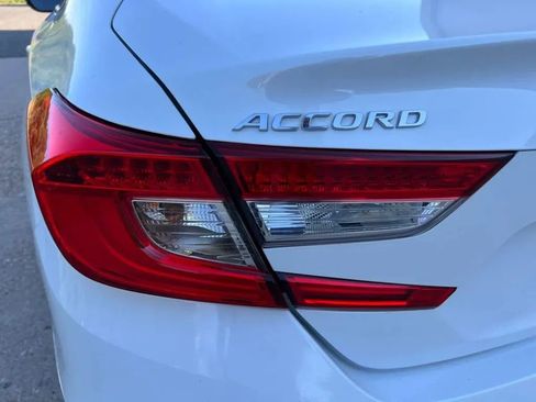 Used 2019 Honda Accord Touring image 36