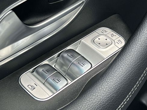 Used 2026 Mercedes-Benz GLS 450 4MATIC image 23
