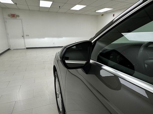 Used 2022 Audi Q3 2.0T Premium Plus w/ Premium Plus Package image 25