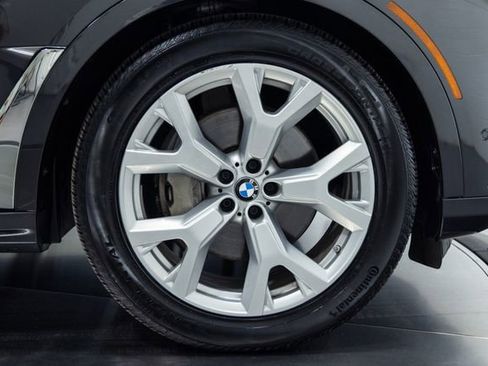 Used 2019 BMW X7 xDrive50i w/ Premium Package image 28