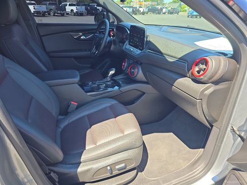 Certified 2023 Chevrolet Blazer RS w/ Driver Confidence II Package image 17