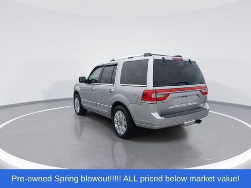 Used 2016 Lincoln Navigator Select AWD/4WD image 6