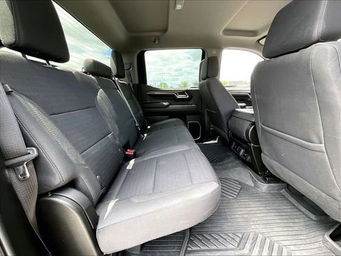 Used 2023 Chevrolet Silverado 1500 RST AWD/4WD image 16